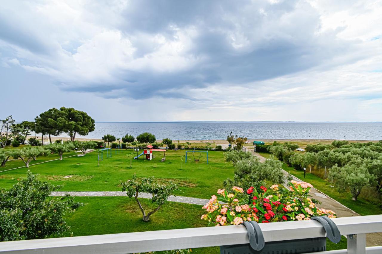 E & D Family Apartment By The Sea Kalyves Polygyrou Eksteriør billede